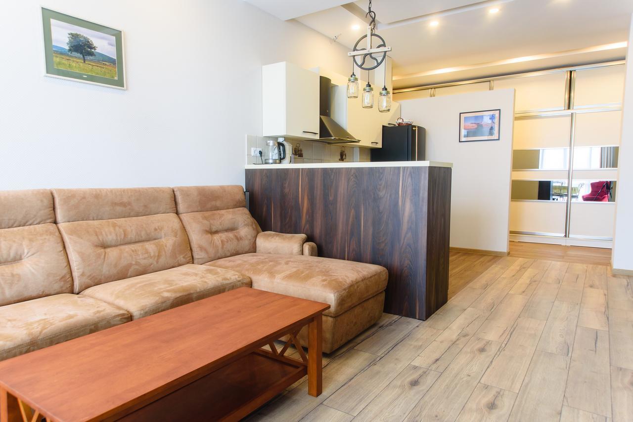 Boulevard Apartment บาทูมิ ภายนอก รูปภาพ