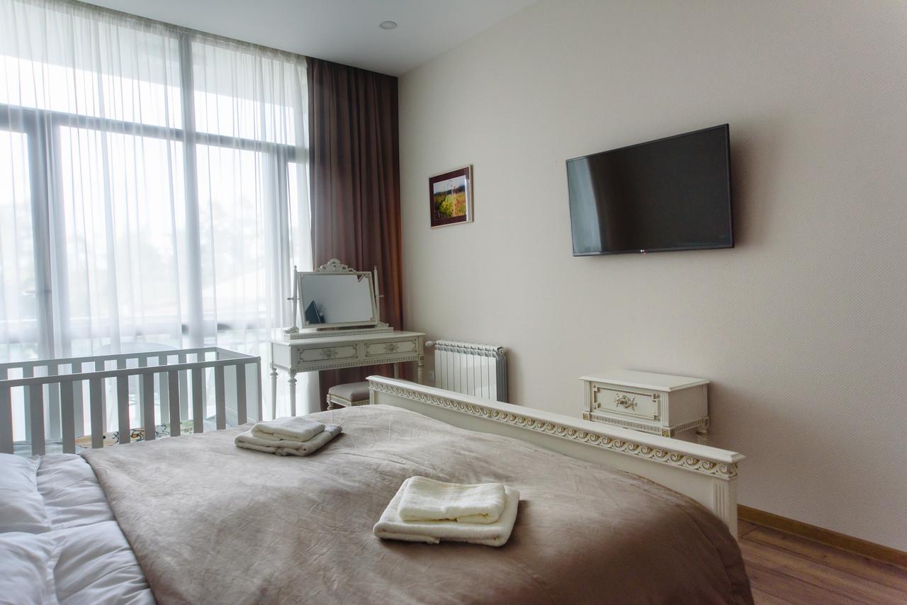Boulevard Apartment บาทูมิ ภายนอก รูปภาพ